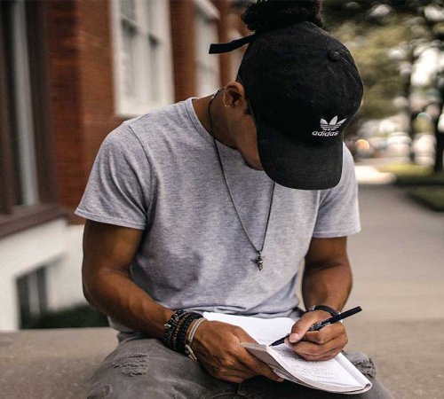Economics for university students: tricks to increase your incomes