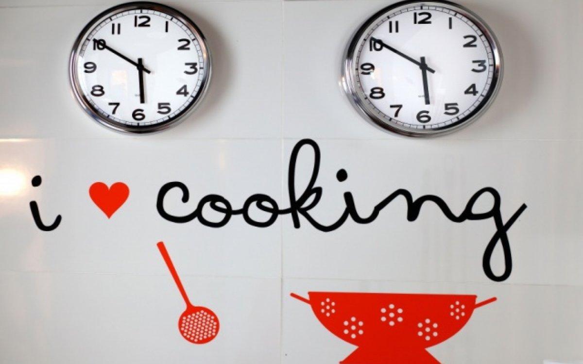 Eat well and cook a little